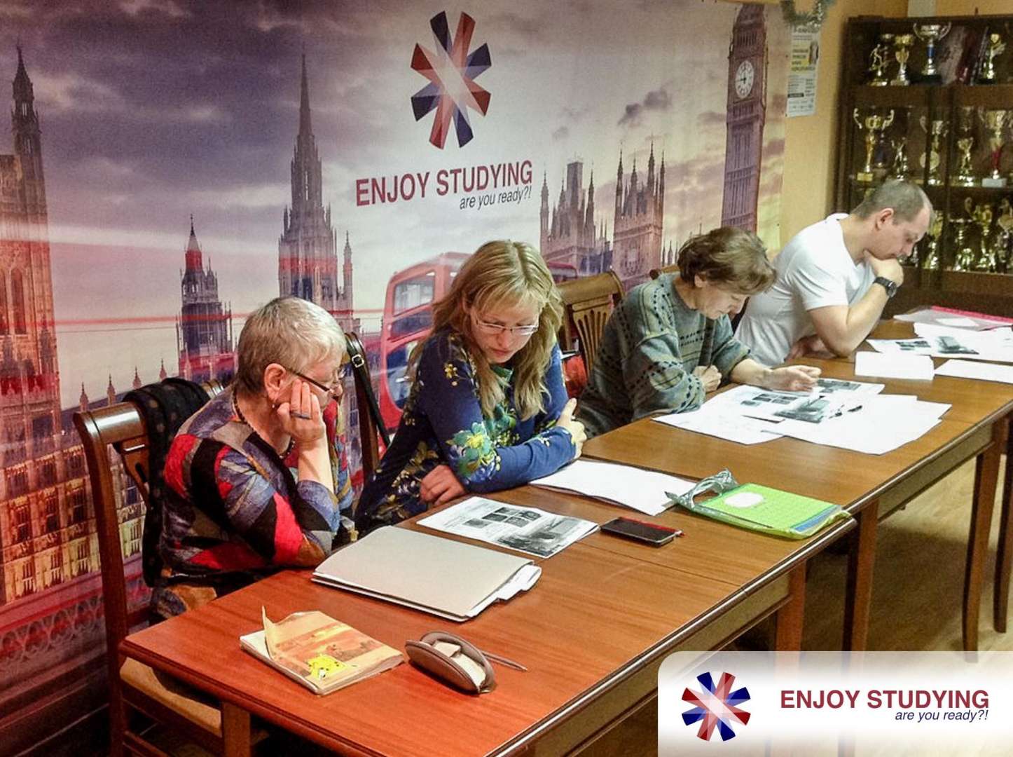 Курсы мурманск. Центр изучения английского языка Мурманск. Enjoy studying